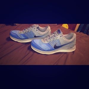Nike Dual Fusión X